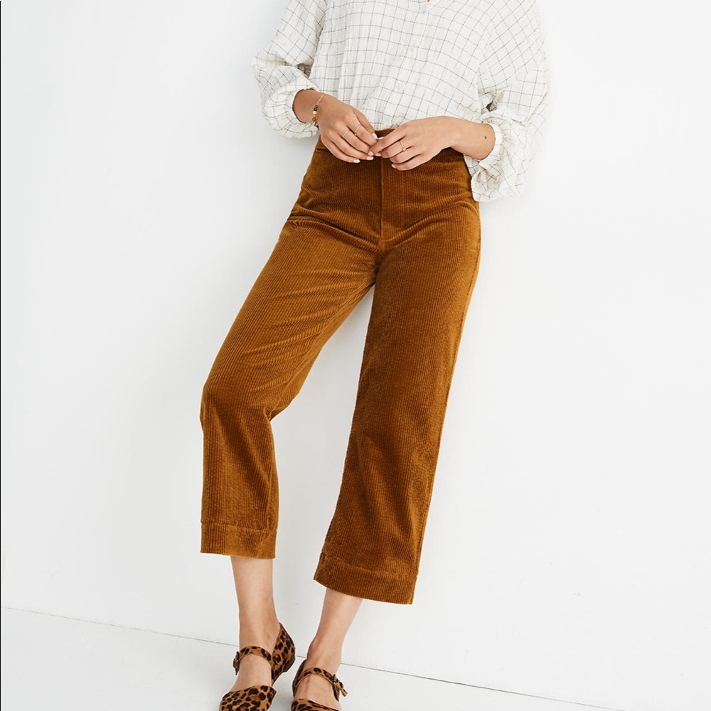 SOLD Madewell slim wide leg corduroy crop pant